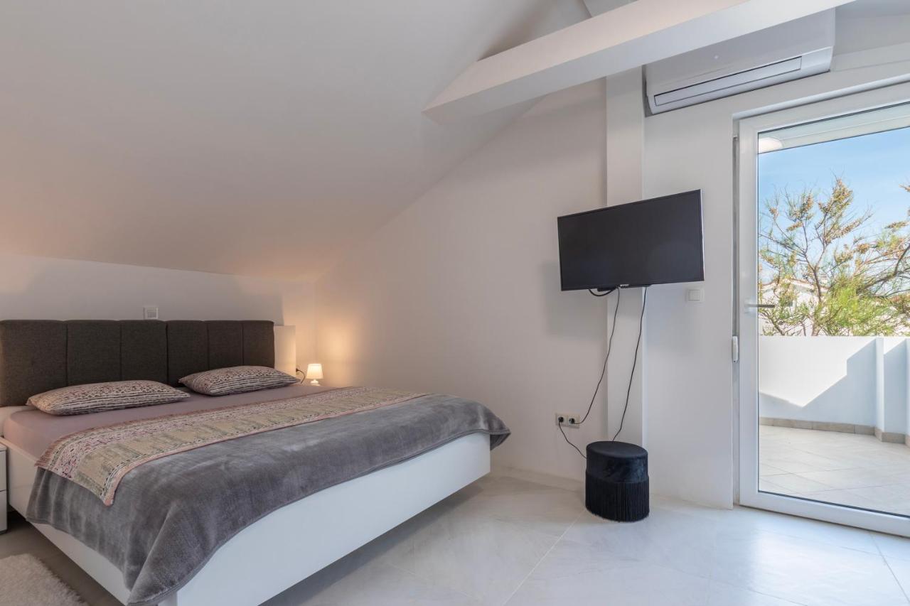 Villa Opera Ražanac Екстериор снимка